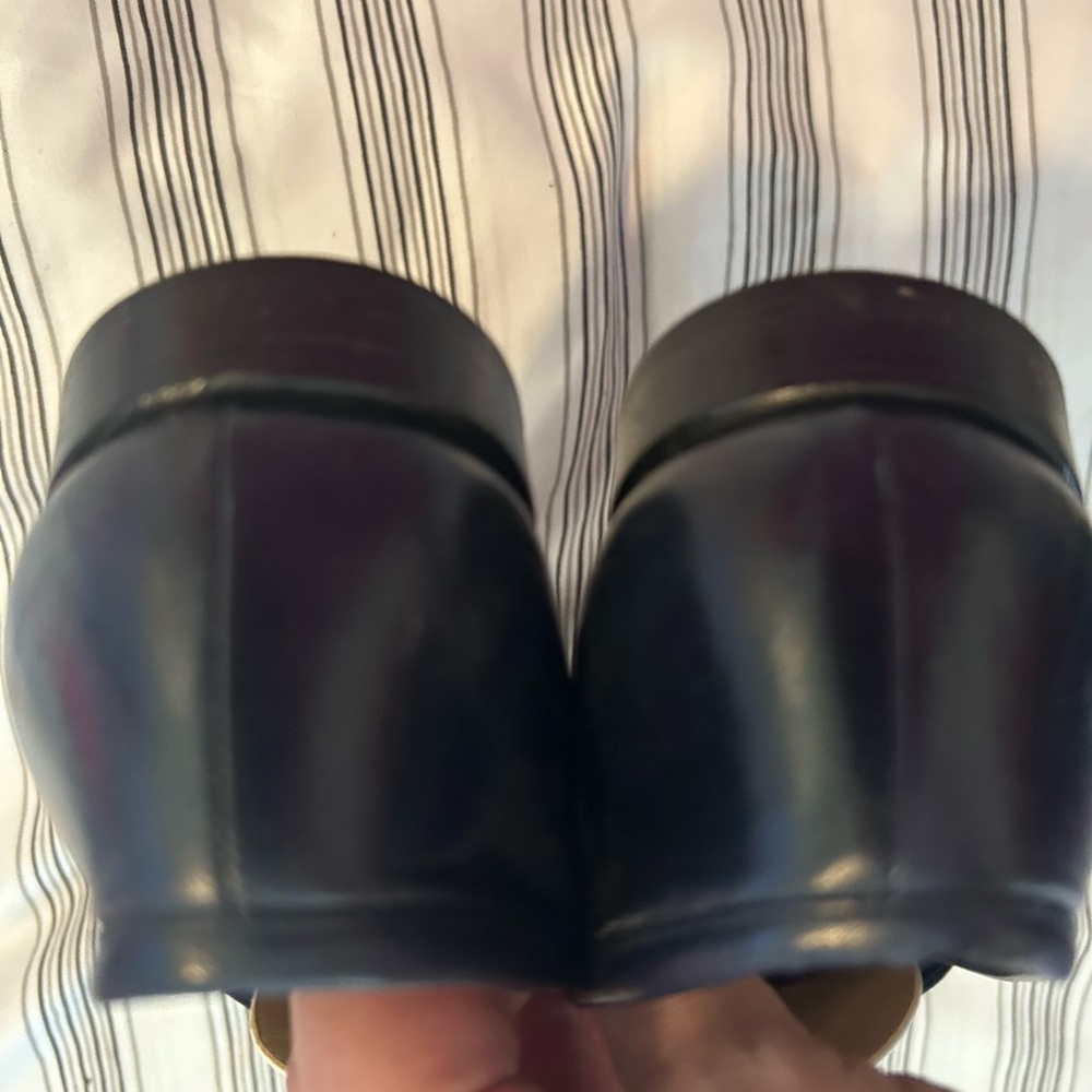 Gucci Black & White Leather Horsebit Loafers with Tortoiseshell Accent - Picture 4 of 5